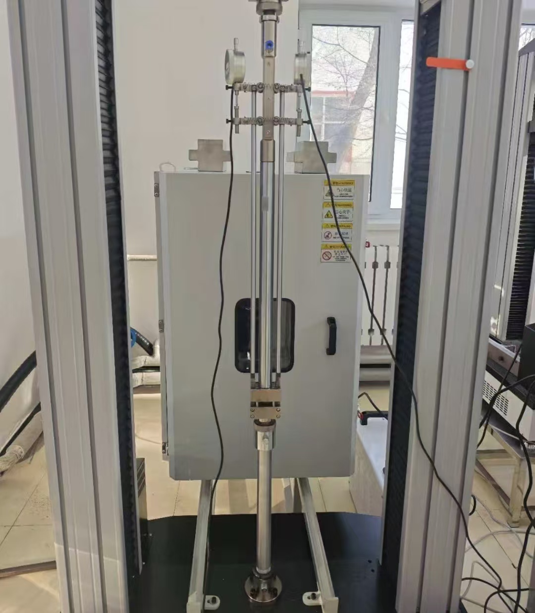 恭喜盛林精密與黑龍江某大學成功合作高低溫試驗機項目