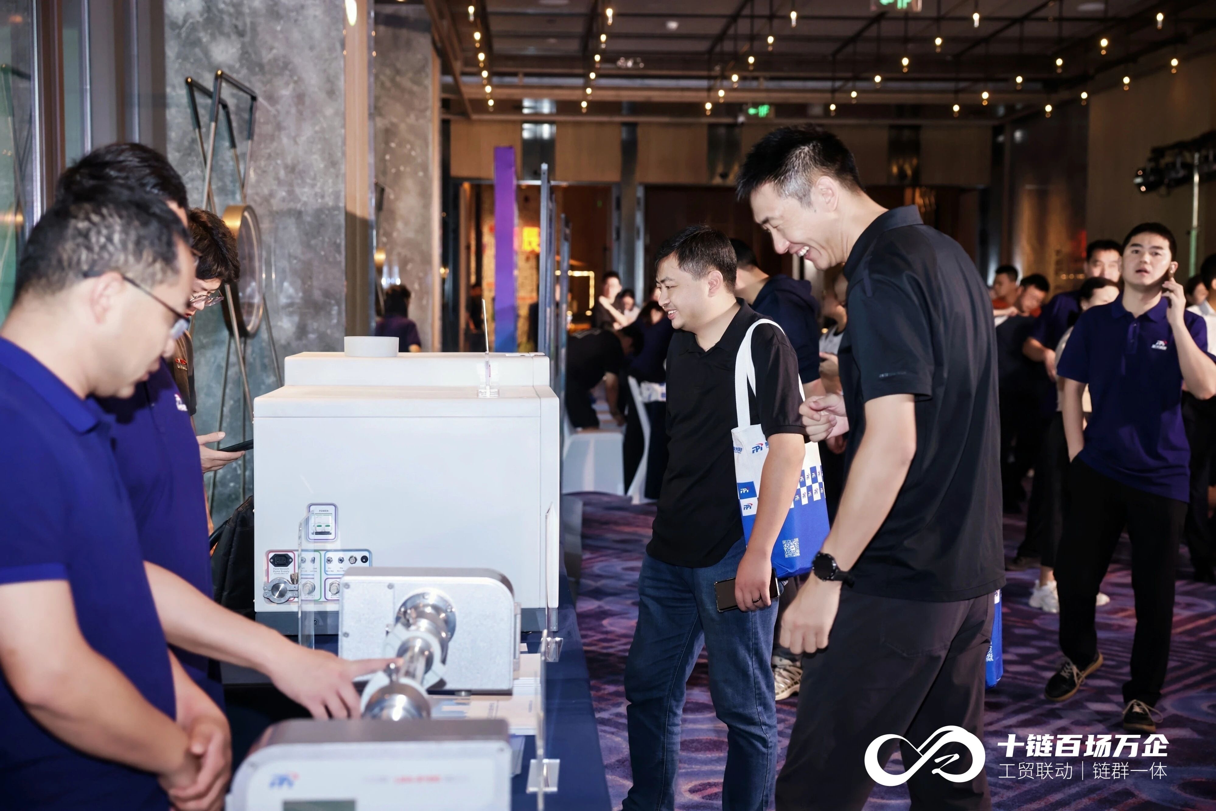 200+代表共話“智儀強(qiáng)鏈”！聚光科技亮相全國(guó)儀器儀表產(chǎn)需對(duì)接會(huì)（浙江站）