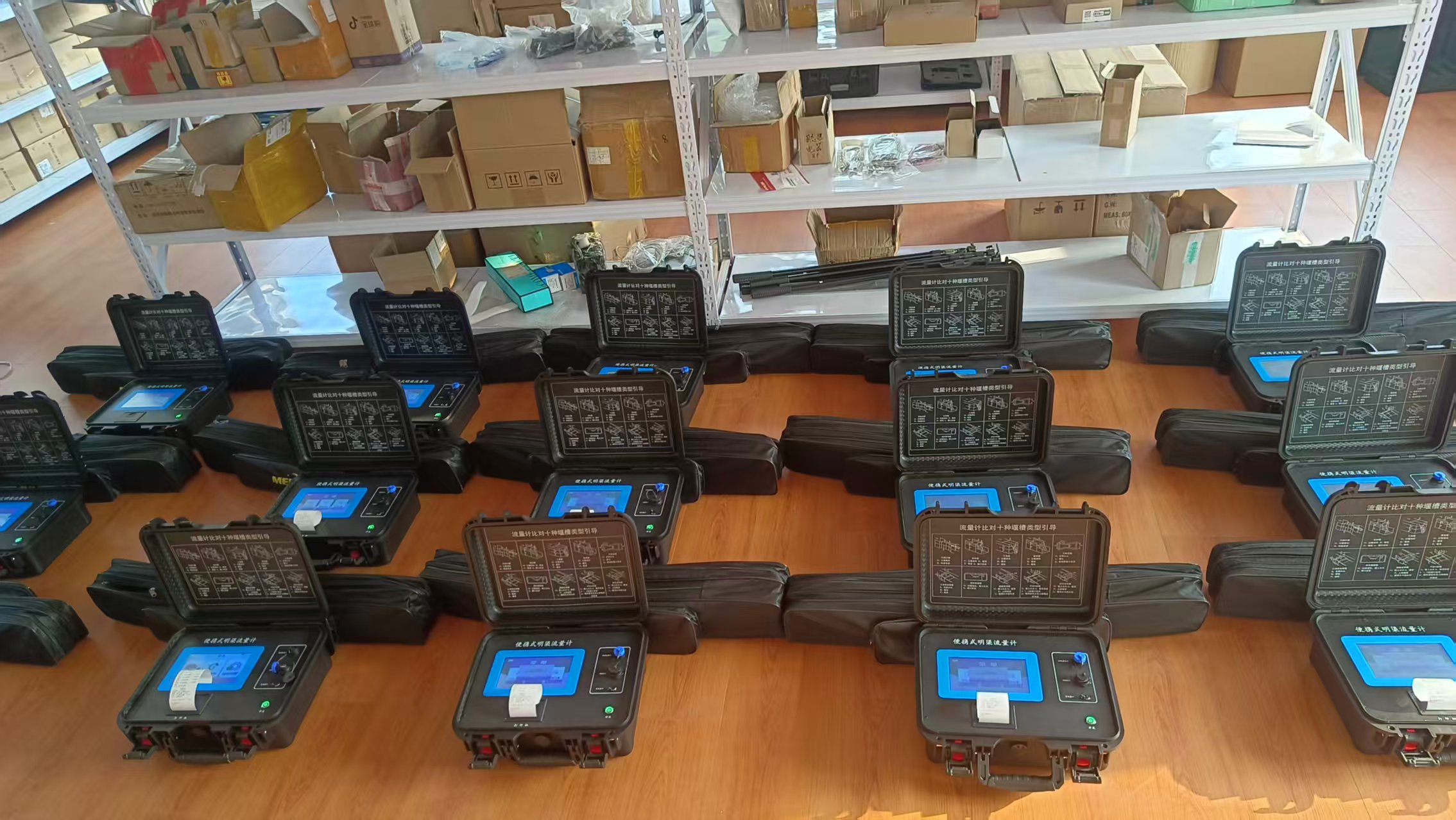 青島新業(yè)環(huán)保推出XY-6800R便攜式明渠流量計，助力環(huán)保驗收精準高效