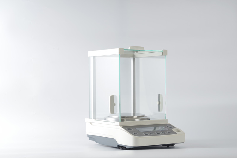 千分位电子天平 (3).JPG 天津千分位天平准确测量质量把控的得力助手