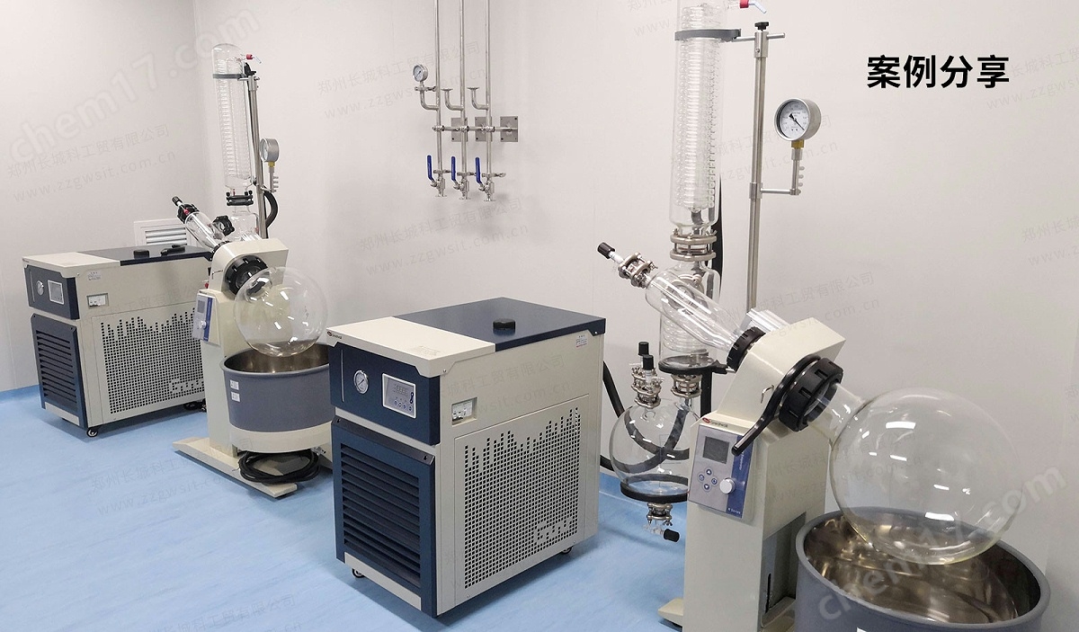 14.jpg 中試級(jí)旋轉(zhuǎn)蒸發(fā)儀R-1010